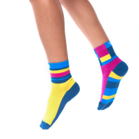T8 - Mix Match Socks - Plaid